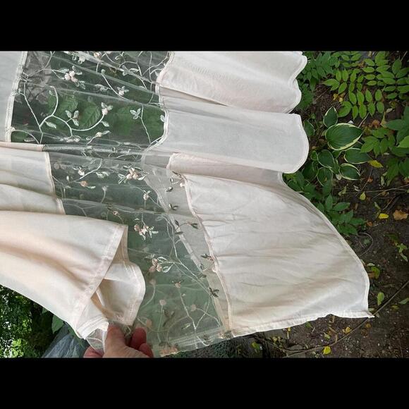 Paperoc  Sheer Pale Pink With Embroidered Flowers Kimono,Coverup  Size Large - Picture 5 of 9